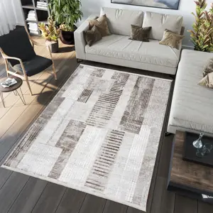 Produkt Designový vintage koberec s geometrickými vzory v hnědých odstínech