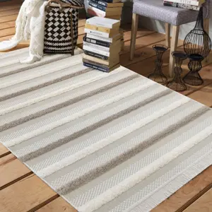 Produkt Nadčasový koberec ve skandinávském stylu v béžové barvě