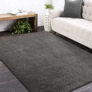 Produkt Stylový koberec v tmavě šedé barvě